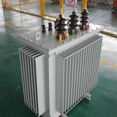 Transformador sumergido en aceite de 200 kVA